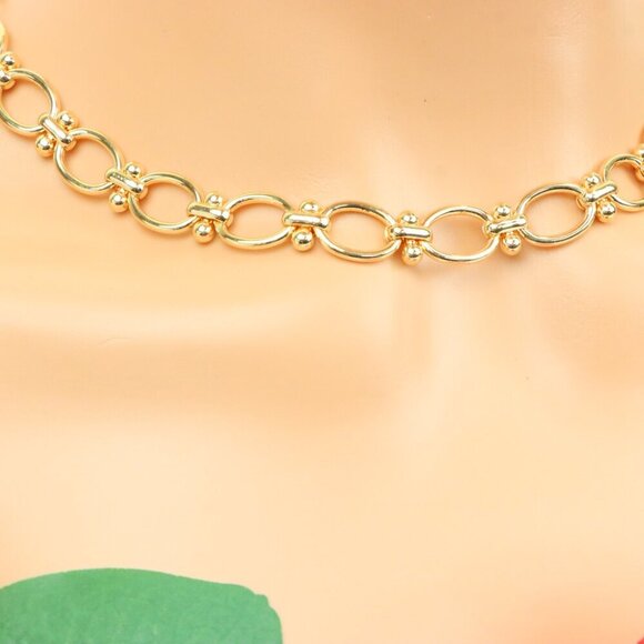 "Minimalist & Elegant Necklace Chain – Perfect for Women & Girls | UNVRC1612 - Picture 4 of 10